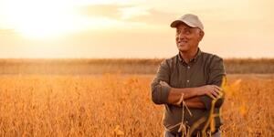 Persona 2 — Contador rural